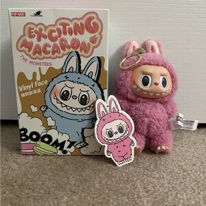 Pop Mart Exciting Macaron Labubu - Lychee Berry